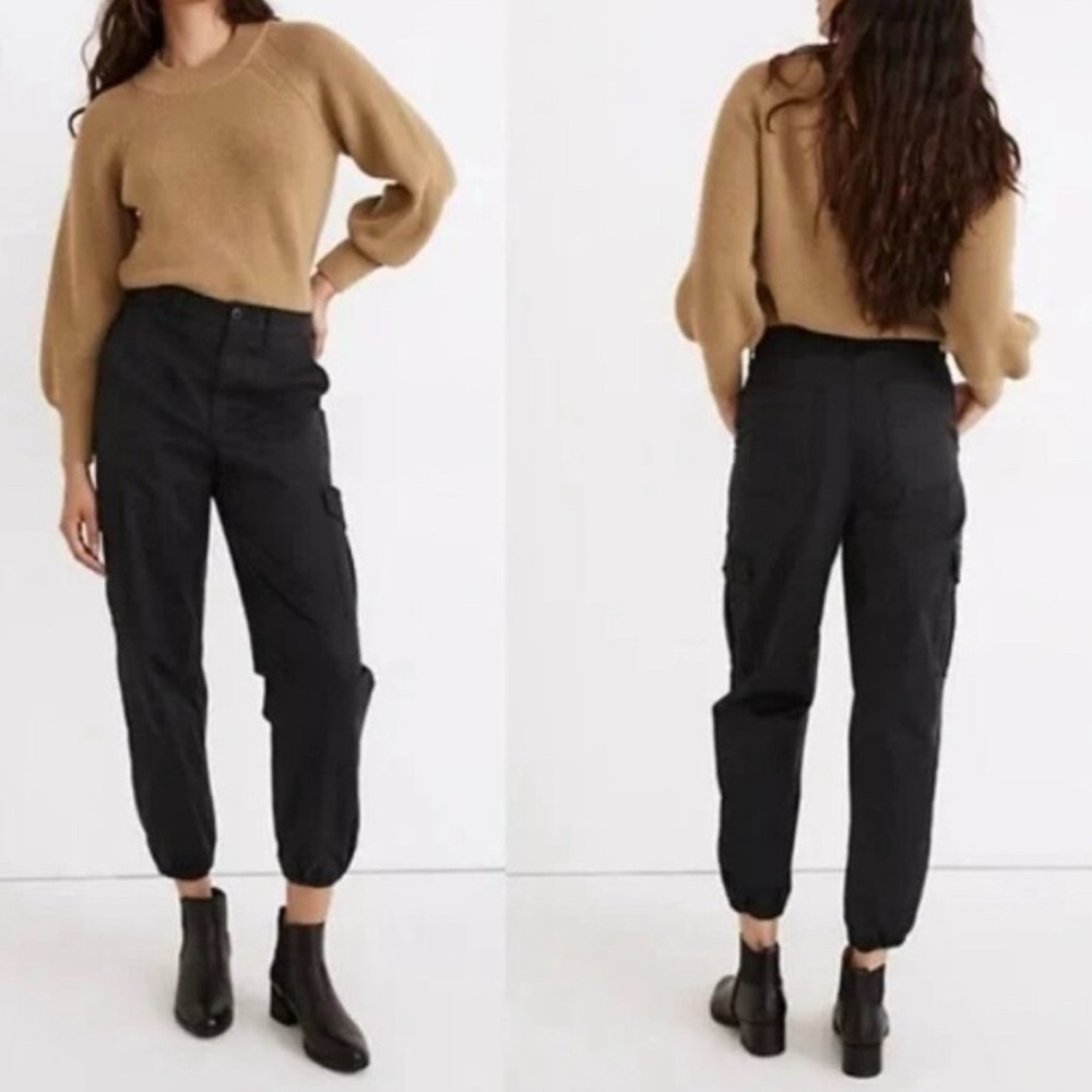 Madewell - women’s Black Ankle Cargo Jogger Pants high rise elastic cuffs SZ 30